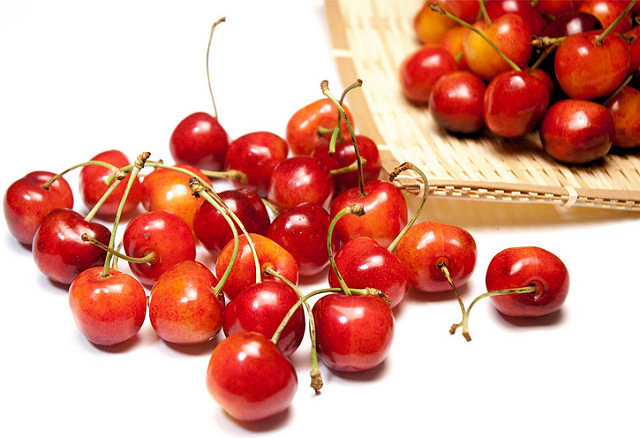 山形産高級さくらんぼ「紅秀峰」プレゼント！