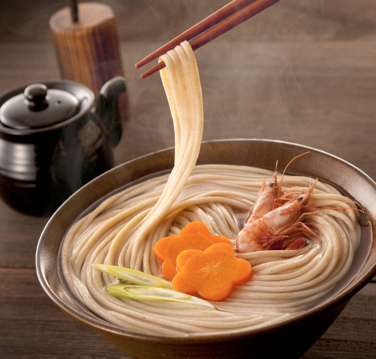 半生もちむぎ麺（4人前・めんつゆ付）プレゼント！